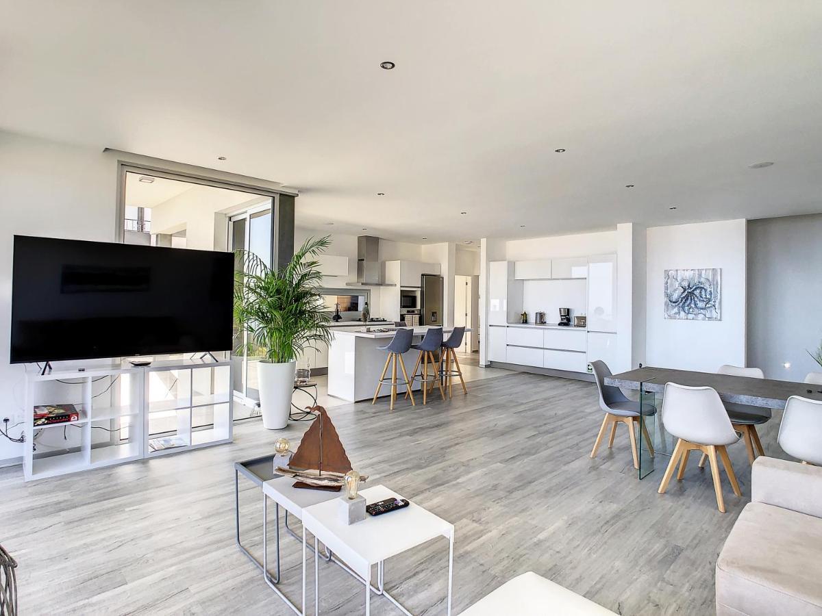 Villa Piece Of Heaven By Lovelystay Estreito Da Calheta ภายนอก รูปภาพ