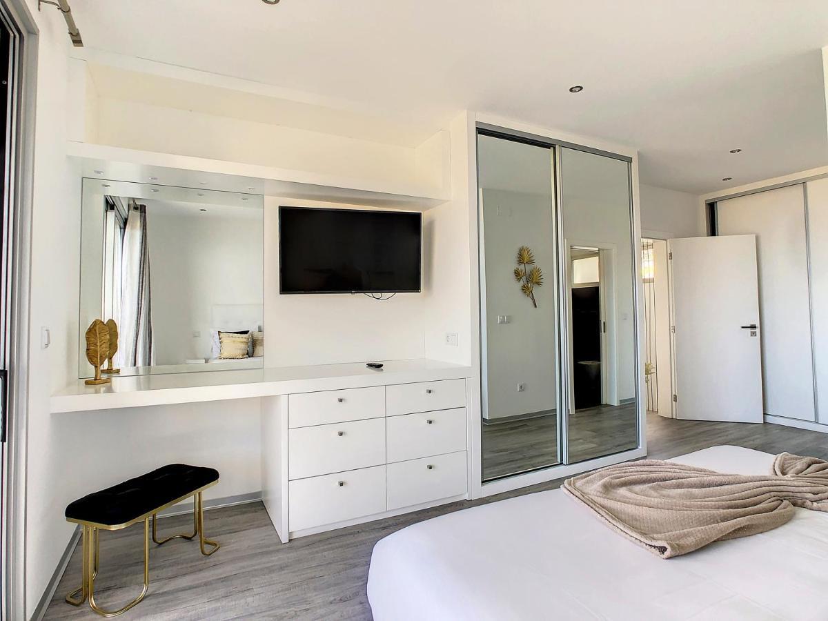 Villa Piece Of Heaven By Lovelystay Estreito Da Calheta ภายนอก รูปภาพ